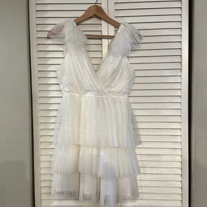 Lulu’s little white dress